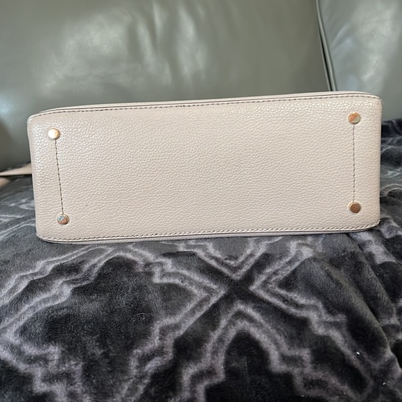 Kate Spade, New York EVA embroidered Bag with extra shoulder strap NICE - Picture 7 of 13